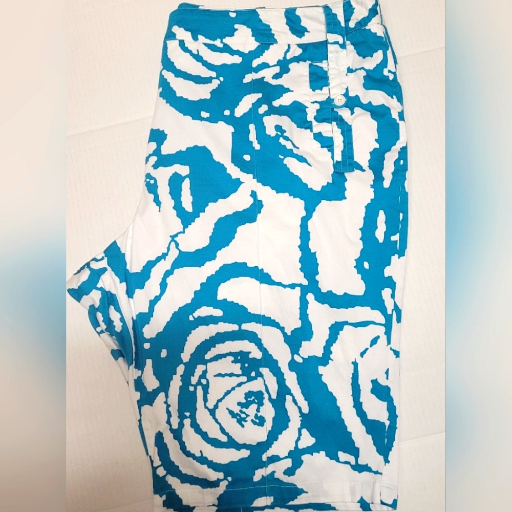 Ashley Stewart Floral Blue and White Shorts 22